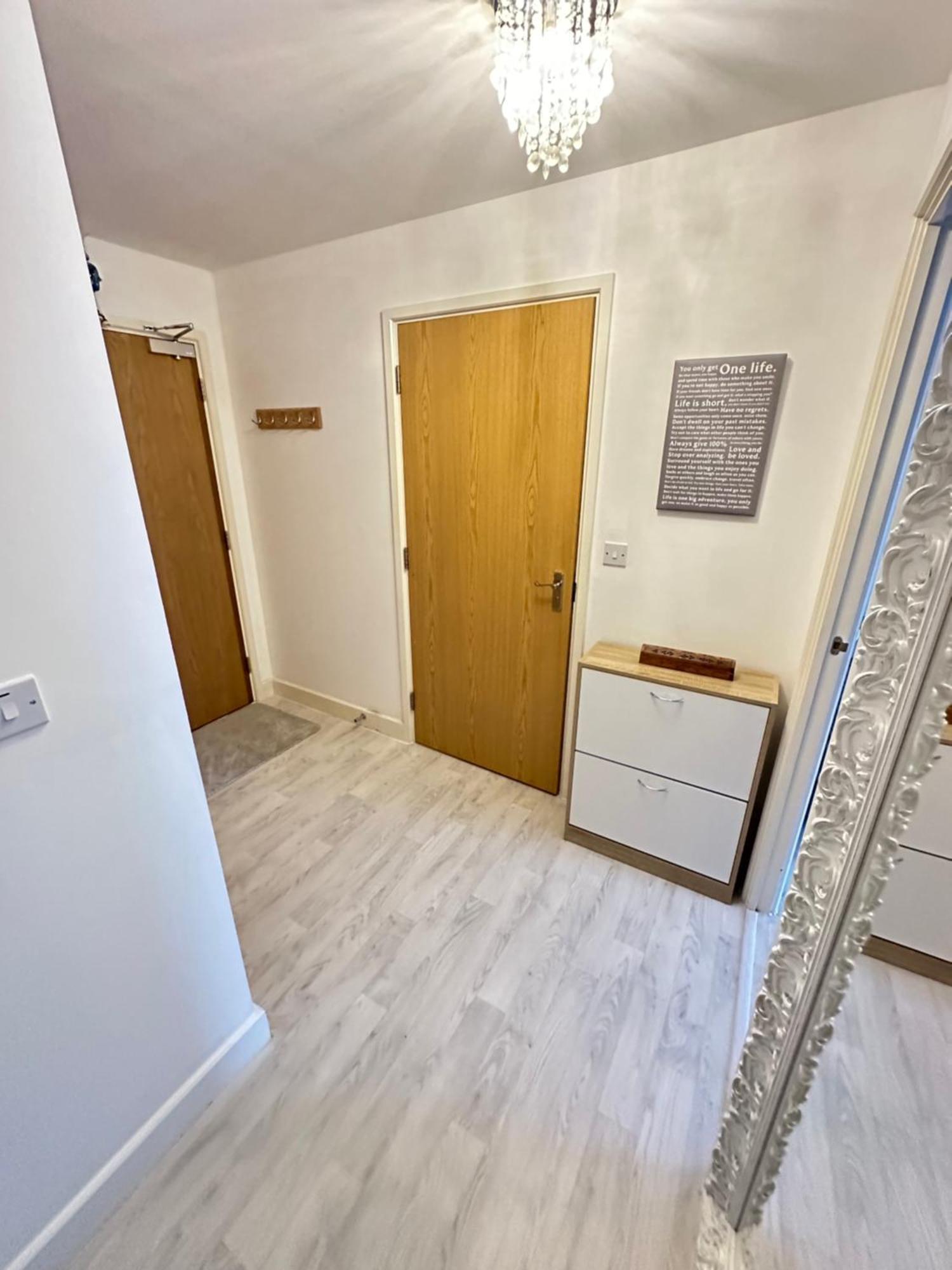 Flat In - Excel,o2,city Airport Apartament